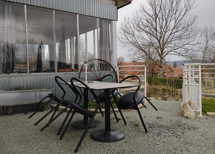 Gîte atypique dans une ancienne serre